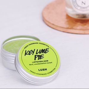 ⭐Host Pick ⭐💜KEY LIME PIE Lush lip balm NWT